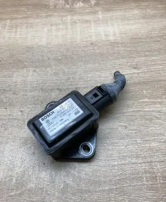 Audi A4 S4 B7 8E 8H ESP acceleration yaw rate sensor 8E0907637A 0265005245