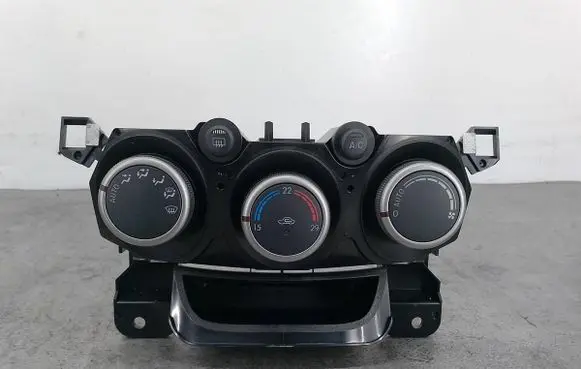 Mazda 2 Climate control/heater control trim DP7661190