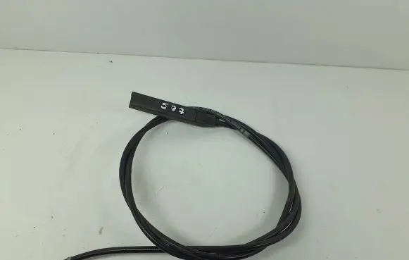 Skoda Octavia Mk2 (1Z) Engine bonnet (hood) release handle 1z082353a