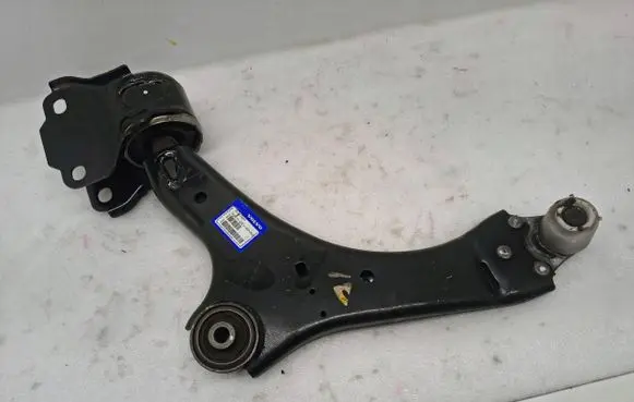 Volvo V60 Front control arm
