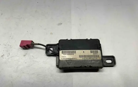 Ram 1500 Keyless system antenna P68144668AB 68144668AB