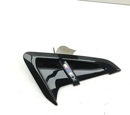 BMW X3M F97 Fender trim (molding) 8070538