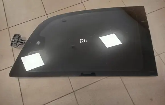 Mercedes-Benz Vito Viano W639 Rear side window 43R000016