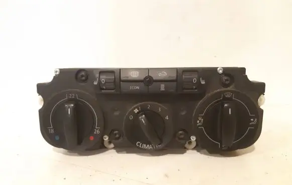 Volkswagen PASSAT B6 Climate control unit