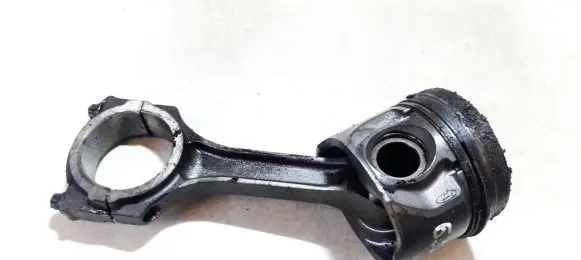 Ford Mondeo Mk III Piston with connecting rod 24879a