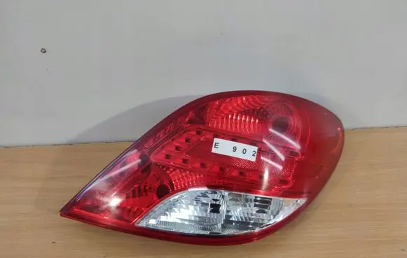 Peugeot 207 Rear/tail lights 9686565980