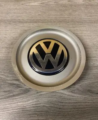Volkswagen PASSAT B5 Original wheel cap 1J0601149B
