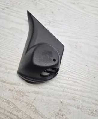 Volvo XC70 Plastic wing mirror trim cover 3004988 Y286
