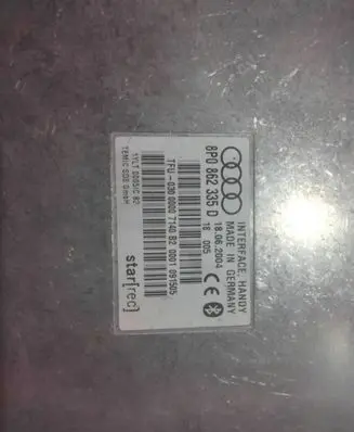 Audi A4 S4 B7 8E 8H Bluetooth control unit module 8P0862335D 1YLT00051C
