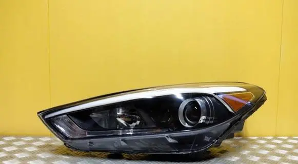Hyundai Tucson TL Headlight/headlamp 20-9746-90-9 07252210 2615