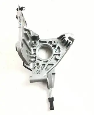 Hyundai Tucson TL Fuel pump bracket 200311A345
