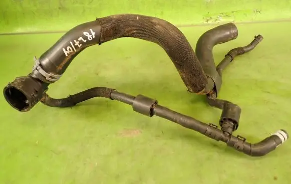 Skoda Octavia Mk4 Engine coolant pipe/hose 5Q0122101EN