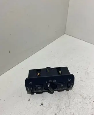 Volvo V70 Light switch 30739415 04066302