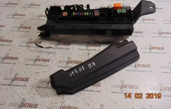 Toyota Corolla Verso AR10 Fuse box set
