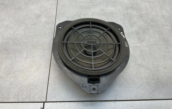 Audi A1 Rear door speaker 8X0035411B