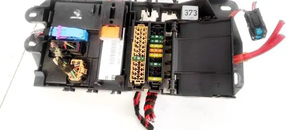 Audi A6 S6 C6 4F Fuse box set 4F0907289F 2F0910289F