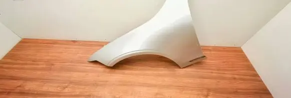 Volvo S90, V90 Fender