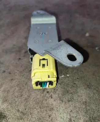 Subaru B9 Tribeca Airbag deployment crash/impact sensor 98235XA00A