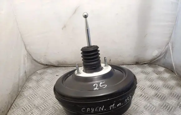 Porsche Cayenne (92A) Brake booster 7P0612101B