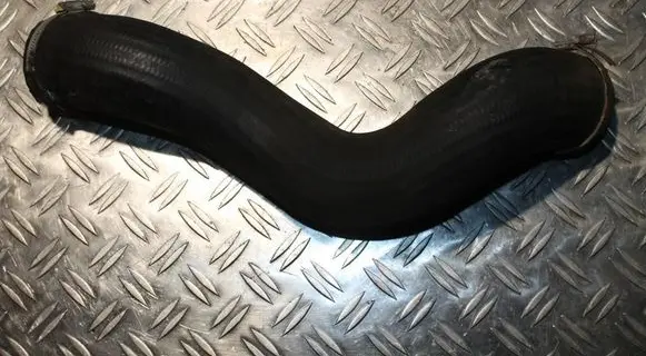 Volvo XC90 Engine coolant pipe/hose 31261367