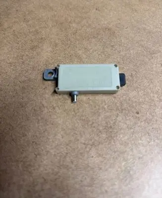 BMW 5 E39 Antenna control unit 65268368886