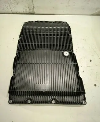 Porsche Panamera (971) Gearbox sump ZF1086120809