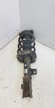 Hyundai Tucson TL Front shock absorber with coil spring 54660D7060