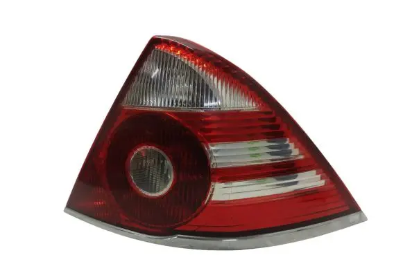 Ford Mondeo Mk III Rear/tail lights 6S7113404A