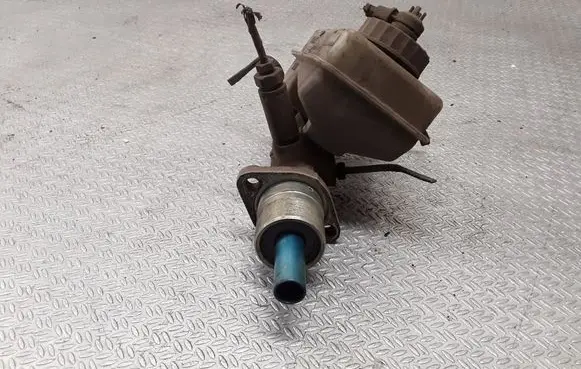 Audi 80 90 B2 Master brake cylinder 