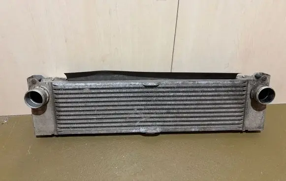 Mercedes-Benz Vito Viano W639 Intercooler radiator A6395010801 K0199