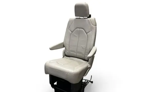 Chrysler Pacifica Second row seats 
