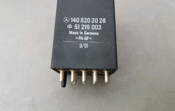 Mercedes-Benz S W140 Comfort/convenience module 1408202026 51219003