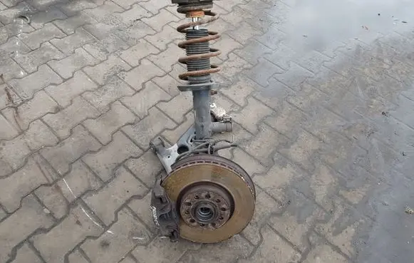Volkswagen PASSAT CC Front wheel hub spindle knuckle