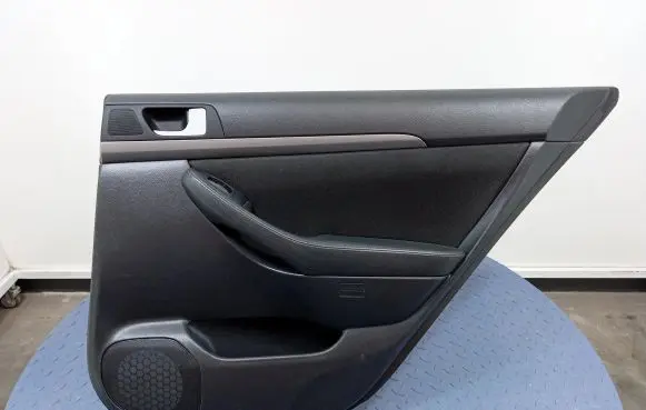 Toyota Avensis Verso Door card panel trim set 67630-05A30