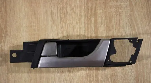 Chevrolet Captiva Front door interior handle