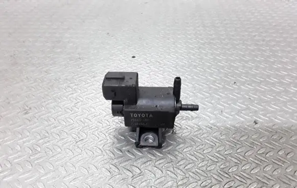 Lexus IS 220D-250-350 Turbo solenoid valve 258600R010