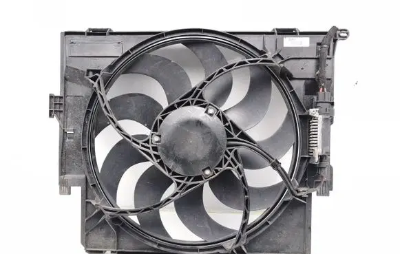BMW 1 F20 F21 Radiator cooling fan shroud 7640508 7608410