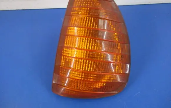 Mercedes-Benz E W123 Front indicator light