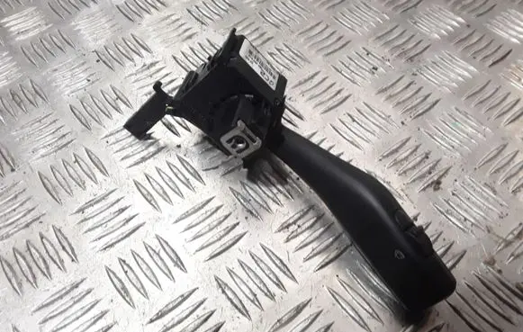 Volkswagen Golf V Wiper control stalk 1K0953519