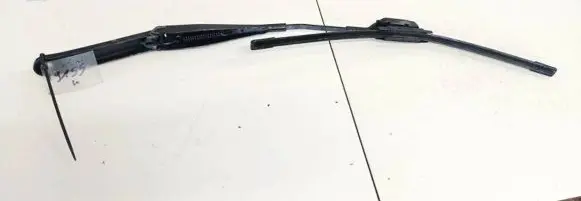 Ford Fiesta Front wiper blade arm 8a6117526ab