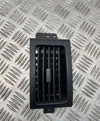 Jeep Grand Cherokee (WJ) Dashboard side air vent grill/cover trim 5GZ151A7AB 5GZ151AZAB SAE12050