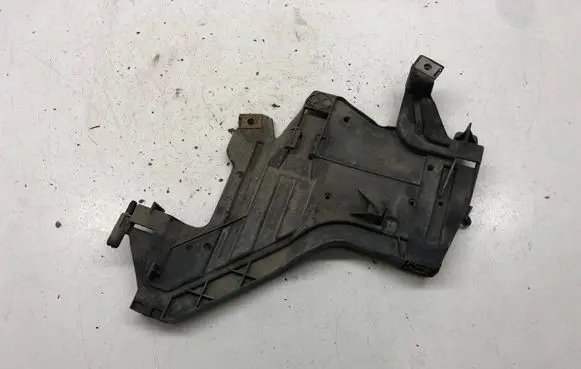 Audi A4 S4 B8 8K Headlight/headlamp mounting bracket 1301073033