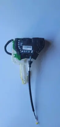 KIA Carens III Front door lock 81320a4060