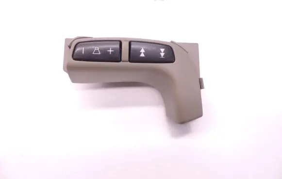 Volvo V70 Steering wheel buttons/switches 30642032 D42