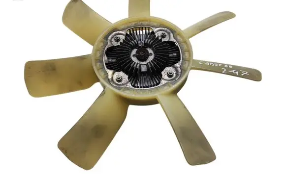 Nissan Qashqai Viscous fan clutch 