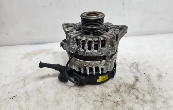 Hyundai i30 Generator/alternator 2609674
