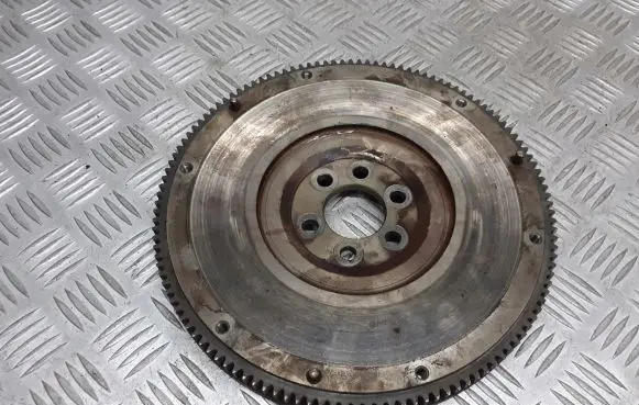 Skoda Octavia Mk2 (1Z) Dual mass flywheel 030105271D