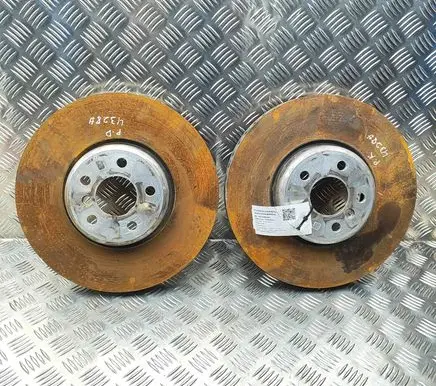 BMW i4 Front brake disc 7915321 7915322