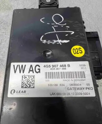 Audi A6 C7 Gateway control module 4g5907468b