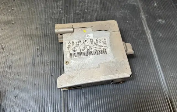 Mercedes-Benz C W202 ABS control unit/module A0195453532 0261200933 26RT0000